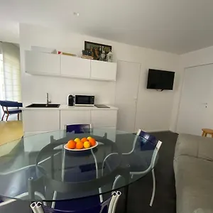https://casa-genia-a-due-passi-dal-teatro-greco.sicilyhotelsitaly.net